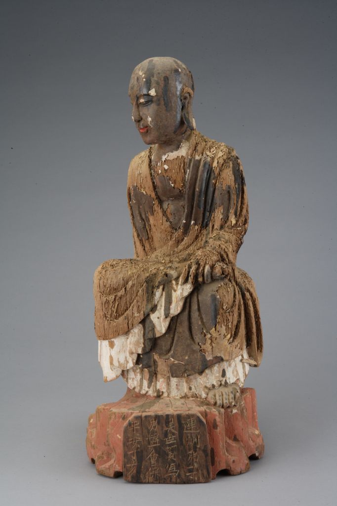 图片[1]-Wooden Arhat sitting statue-China Archive